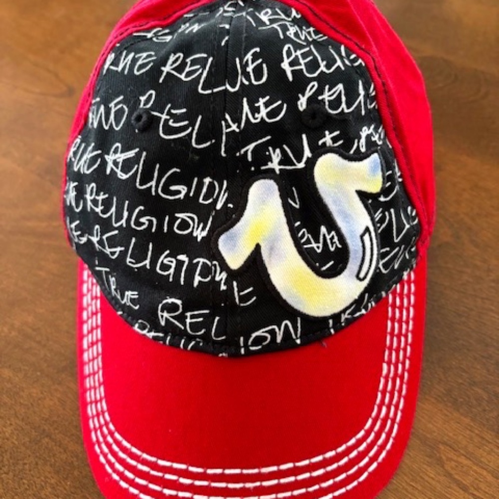 TRUE RELIGION hat unisex 100% cotton OSFA red/black with written pattern & logo